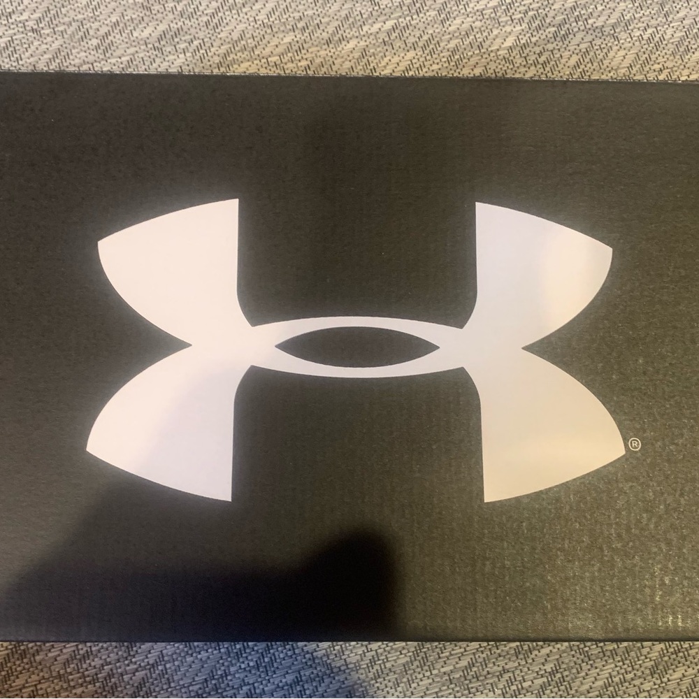 Under Armour Charged Breathe TR 3 Women's shoes, size 9.5 NWT, blk/white - Picture 15 of 16